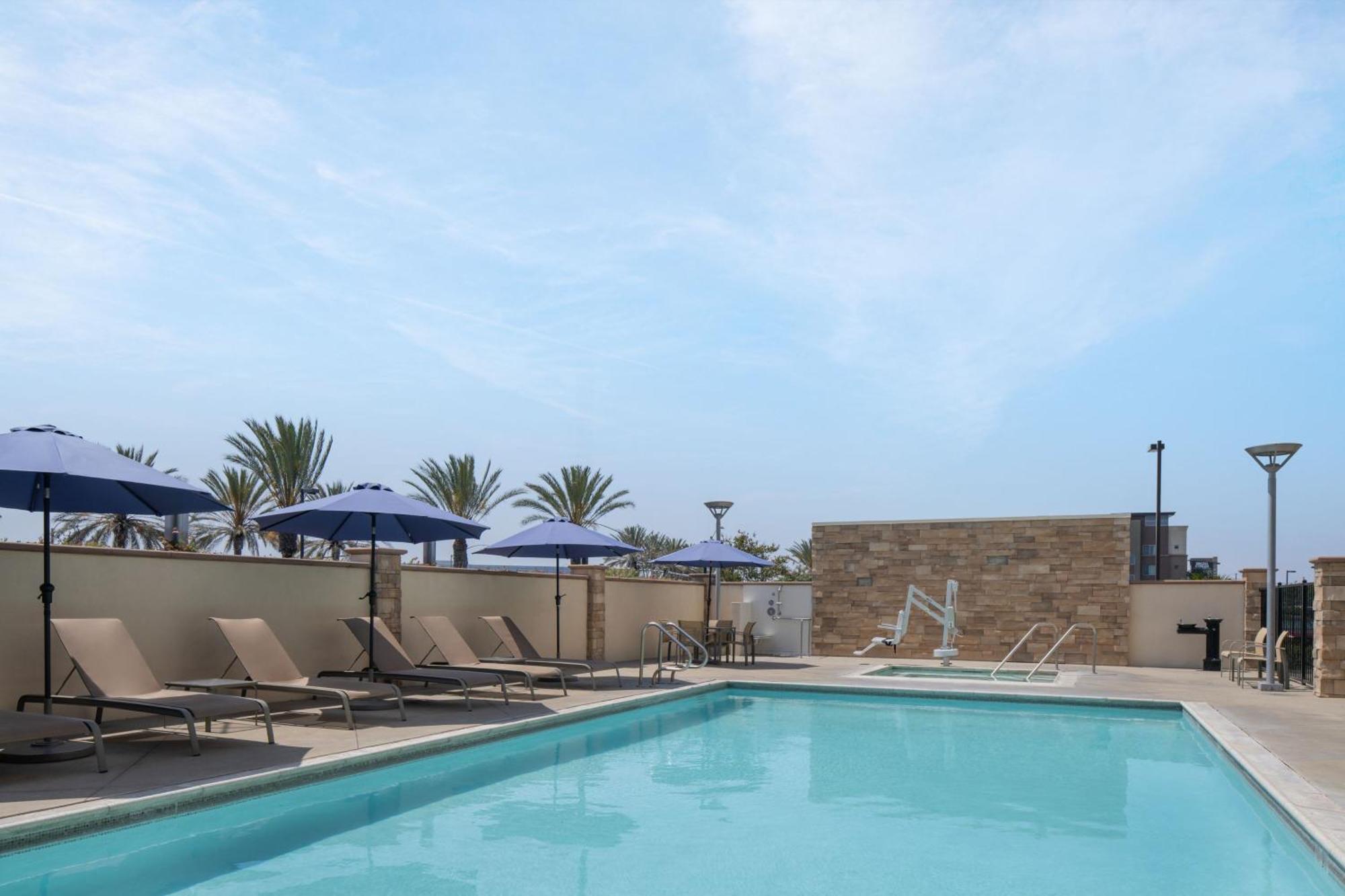 Fairfield Inn & Suites By Marriott Tustin Orange County Luaran gambar